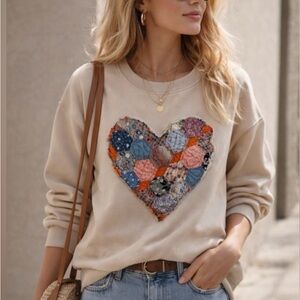 Women’s Cream Sweatshirt with Patchwork Heart